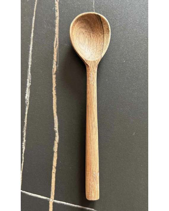 Petite cuillère en bois