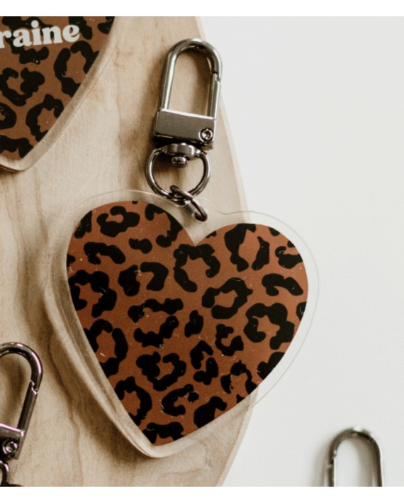 Porte-clé Léopard coeur marron foncé