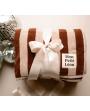 Serviette de bain à rayures marrons et beiges