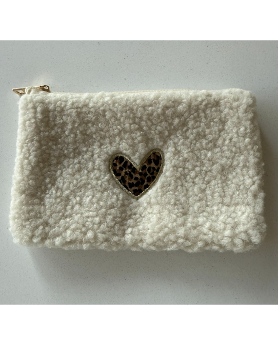 pochette écru coeur léopard